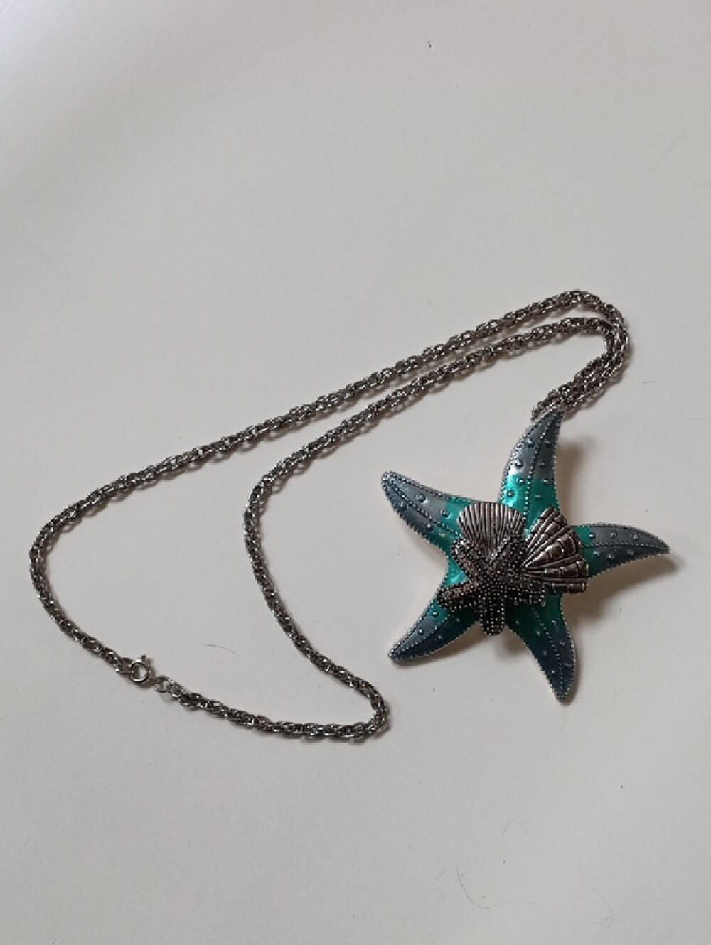 + Starfish Shell Large Pendant Statement Necklace - Picture 5 of 7
